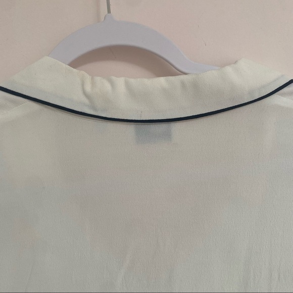 Aritzia Wilfred Front Tie Blouse​ - Picture 5 of 7